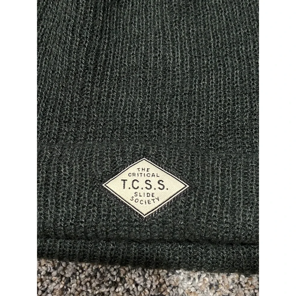 TCSS Beanie Mens Green Excellent Ribbed Knit Cuffed Logo Patch Hat